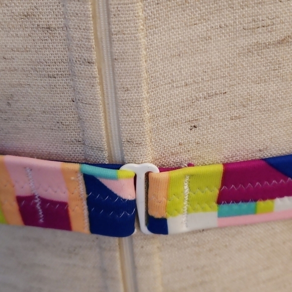 VS Pink Abstract Print Bikini Top - Picture 8 of 13